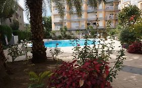 Salou Apartamento Familiar / Piscina / Zona Tranquila